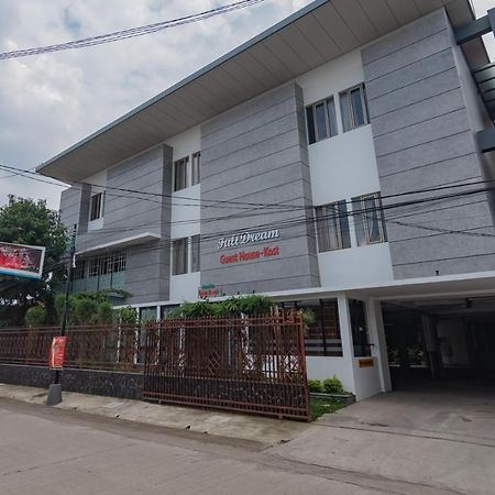 Reddoorz Plus @ Cirebon City Center Экстерьер фото
